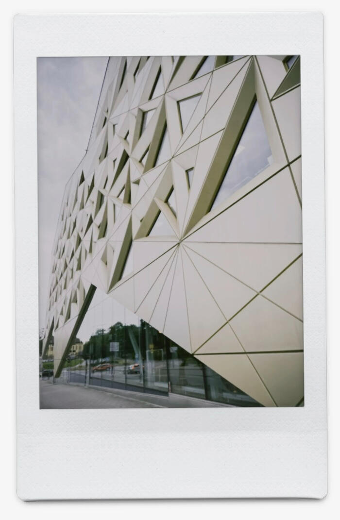 XIII.